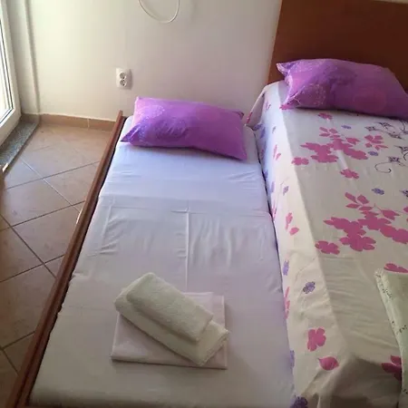 Apartment 3 Minutes From The Beach *